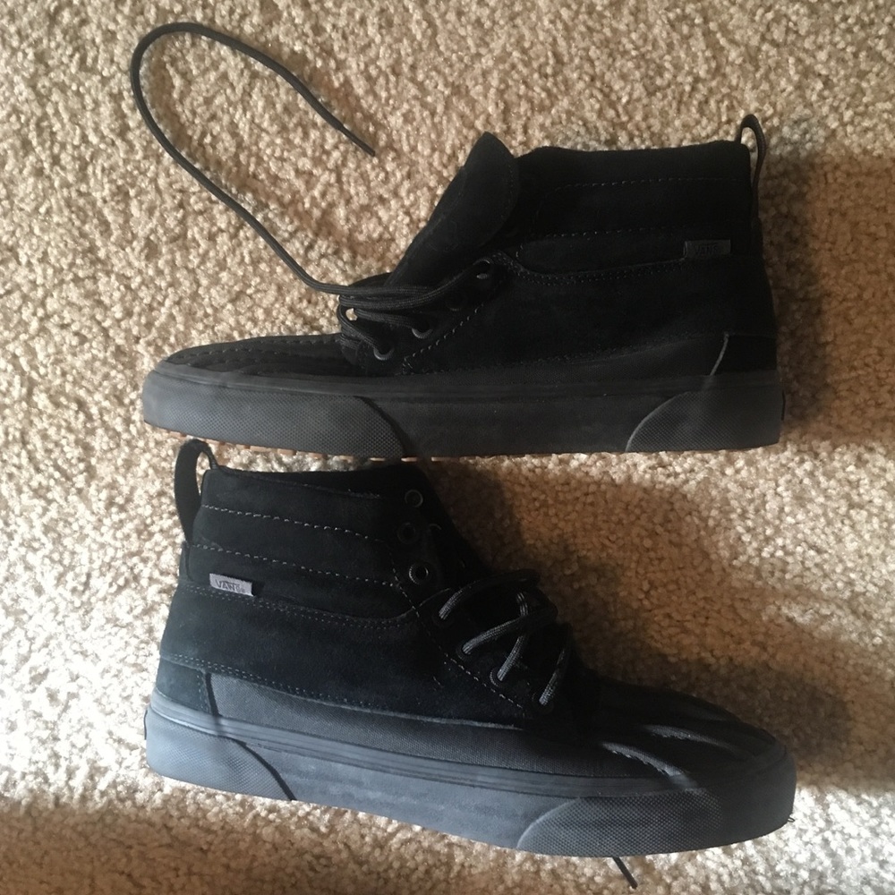 Waterproof Vans Men’s 9 Women’s 10.5